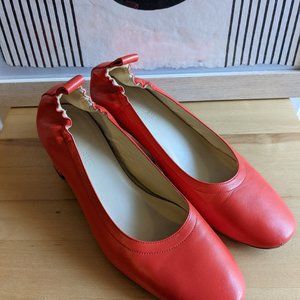 Everlane The Day Heel in Bright Red, Size 6.5 in Original Box